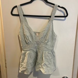 Island gypsy Green gingham top